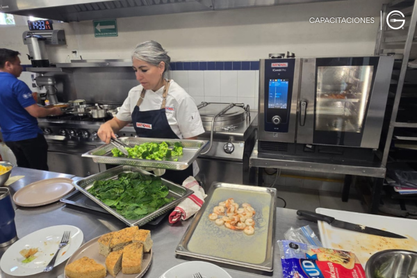 Nuestros Asesores se Capacitan con RATIONAL y la Chef Mónica Haro